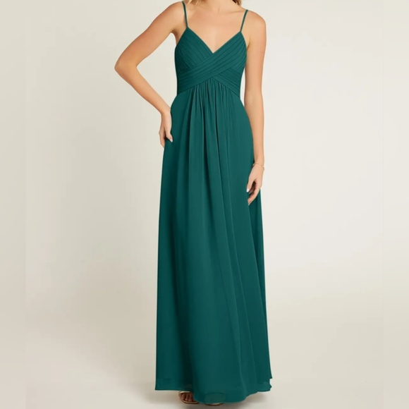 Gown dress (for wedding, party, events ) - Picture 2 of 6